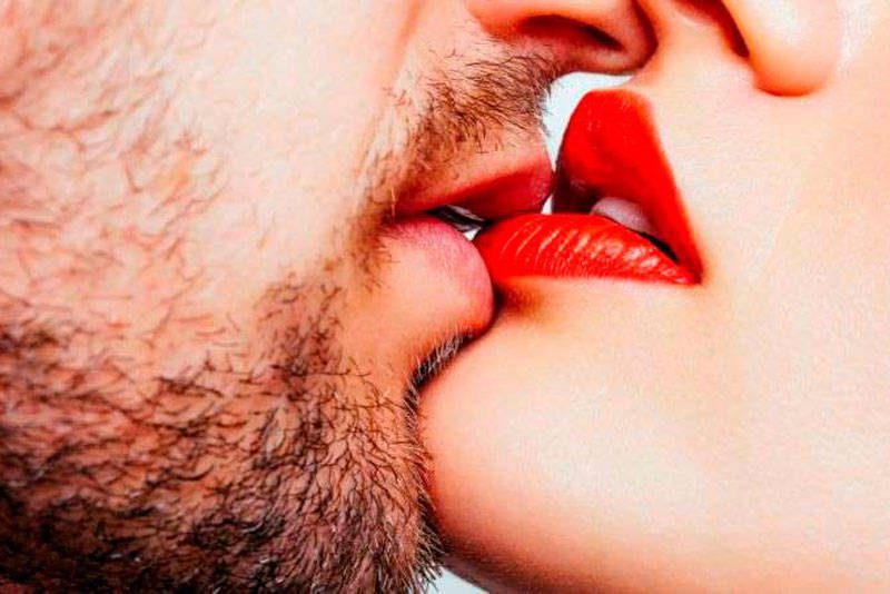 Os 10 tipos de beijos descritos no kama Sutra